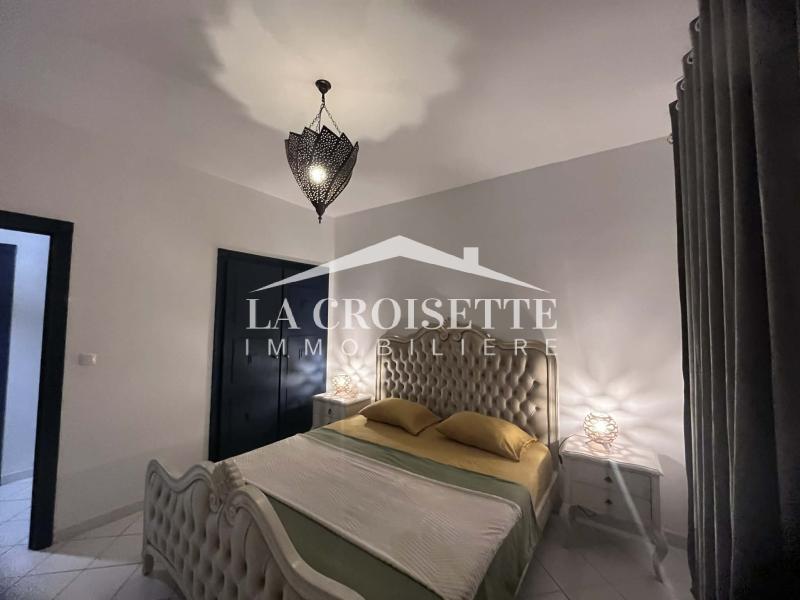 Duplex avec jardin S+3 meublé à Gammarth